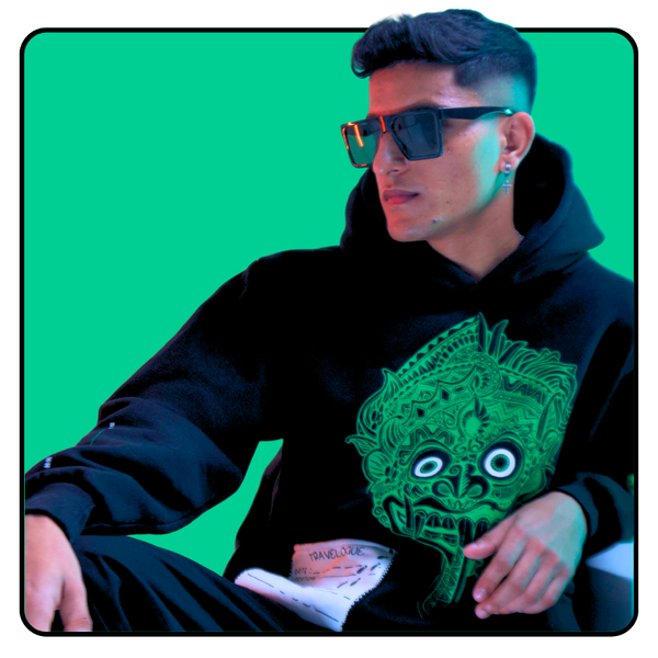 Travel Totem Hoodie : Nazarbattu